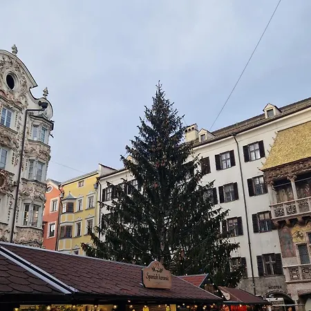 Historical Goldenes Dachl Appartamento Innsbruck